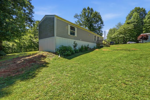 269 Moonlight Trl, Sparta, TN 38583