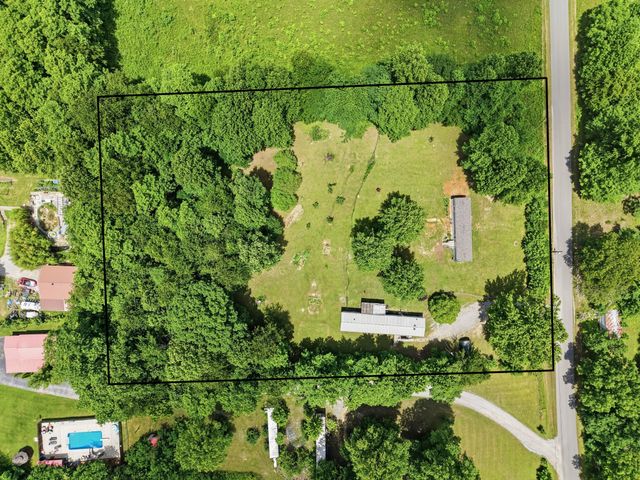 269 Moonlight Trl, Sparta, TN 38583