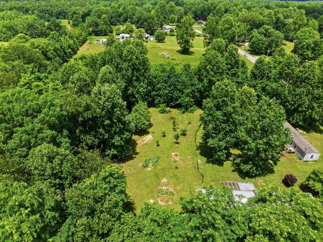 269 Moonlight Trl, Sparta, TN 38583