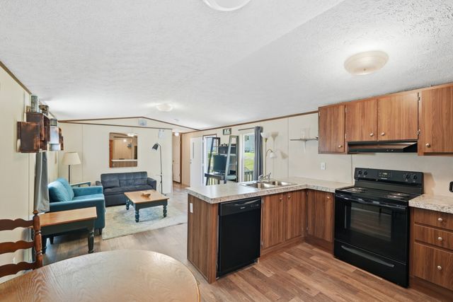 269 Moonlight Trl, Sparta, TN 38583