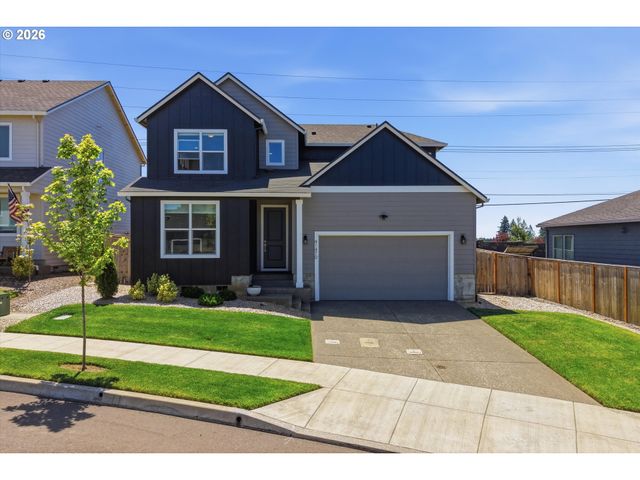 41470 METOLIUS Ave, Sandy, OR 97055