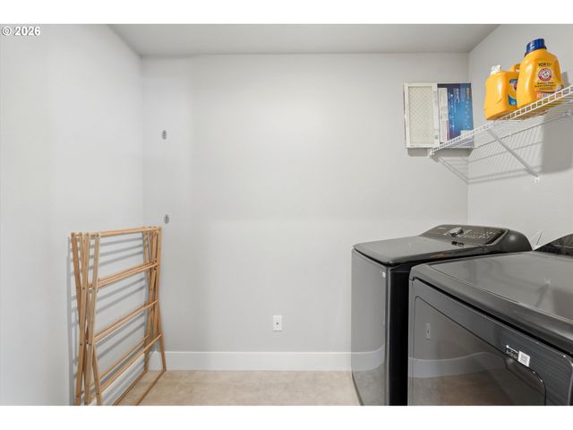 41470 METOLIUS Ave, Sandy, OR 97055