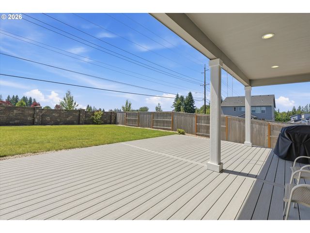 41470 METOLIUS Ave, Sandy, OR 97055