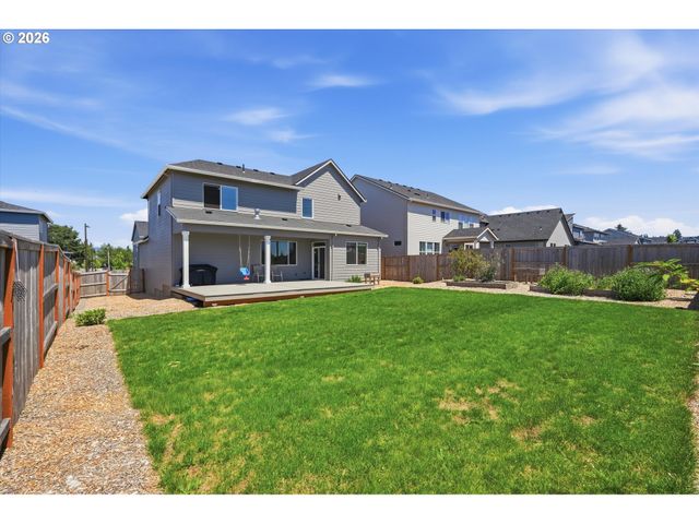 41470 METOLIUS Ave, Sandy, OR 97055