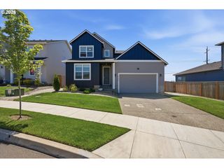 41470 METOLIUS Ave, Sandy, OR 97055