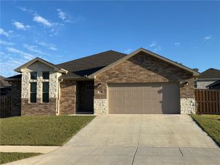 1410 Emmerson Street, Centerton, AR 72719