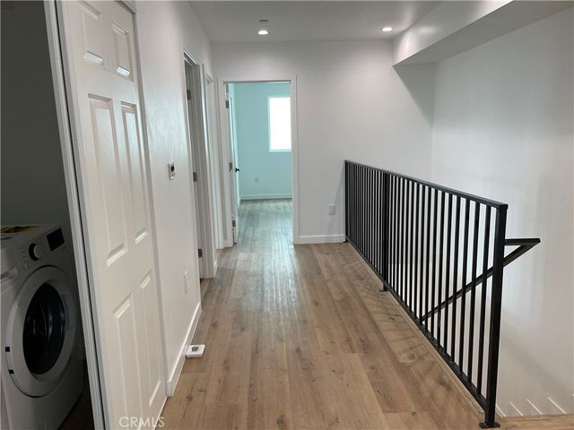 565 N Mariposa B, Los Angeles, CA 90004