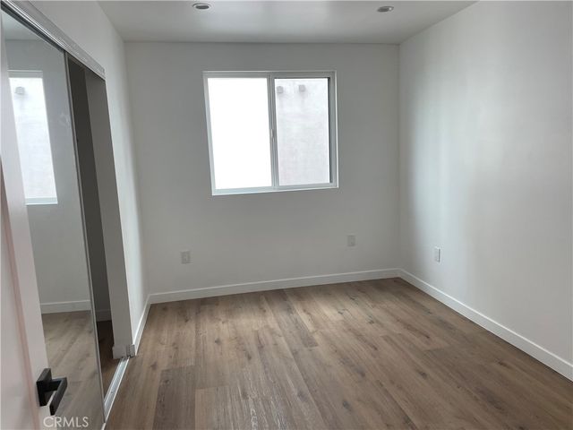 565 N Mariposa B, Los Angeles, CA 90004