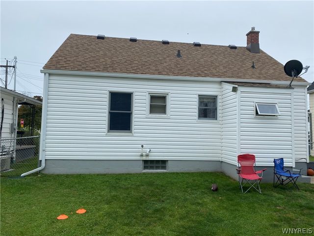 76 Colby Street, Cheektowaga, NY 14206