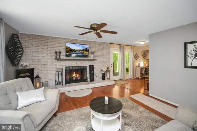 408 BIRCHSIDE CIR, Locust Grove, VA 22508