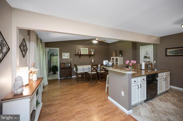 408 BIRCHSIDE CIR, Locust Grove, VA 22508