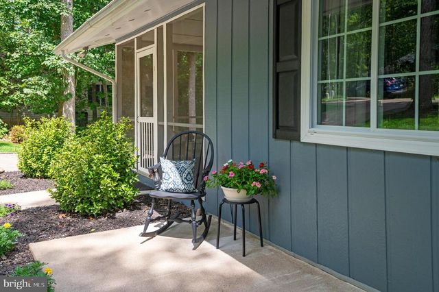 408 BIRCHSIDE CIR, Locust Grove, VA 22508