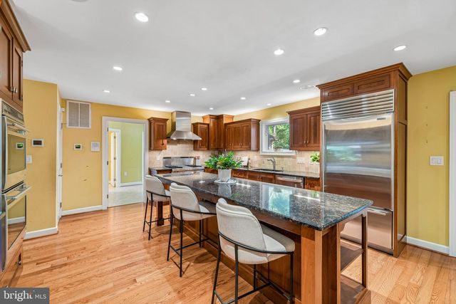 10060 HARMONY HILL LN, La Plata, MD 20646
