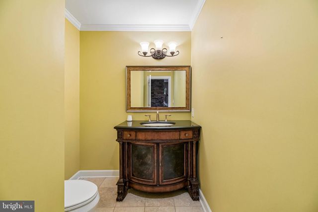 10060 HARMONY HILL LN, La Plata, MD 20646