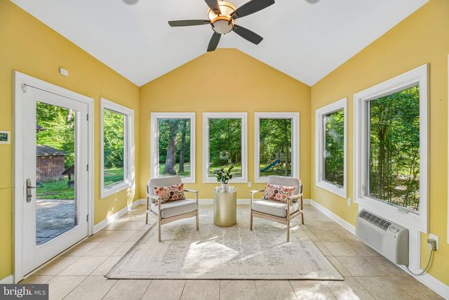 10060 HARMONY HILL LN, La Plata, MD 20646