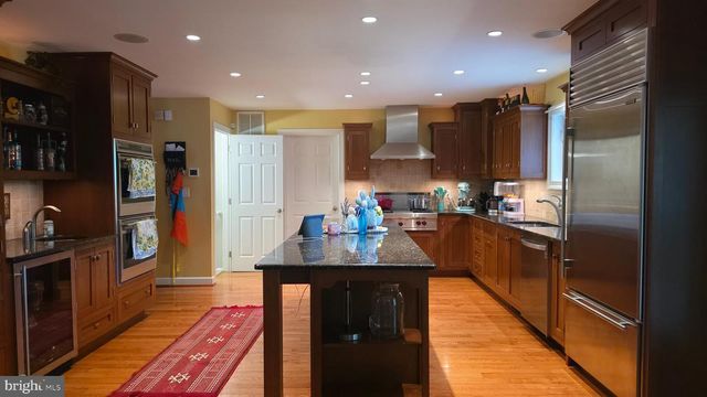 10060 HARMONY HILL LN, La Plata, MD 20646