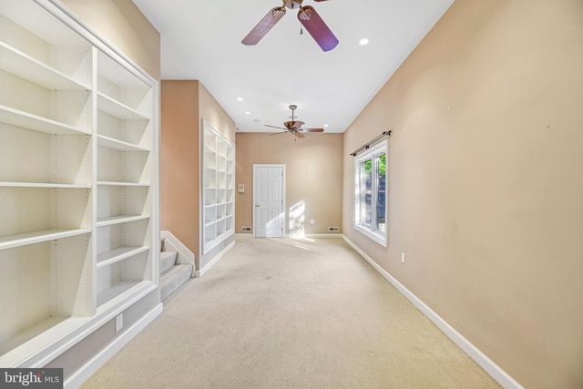 10060 HARMONY HILL LN, La Plata, MD 20646