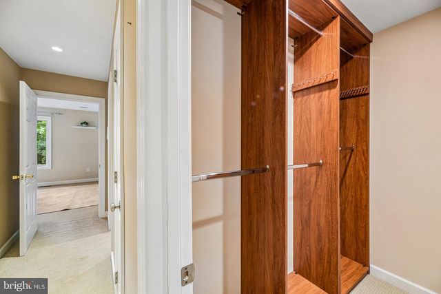 10060 HARMONY HILL LN, La Plata, MD 20646