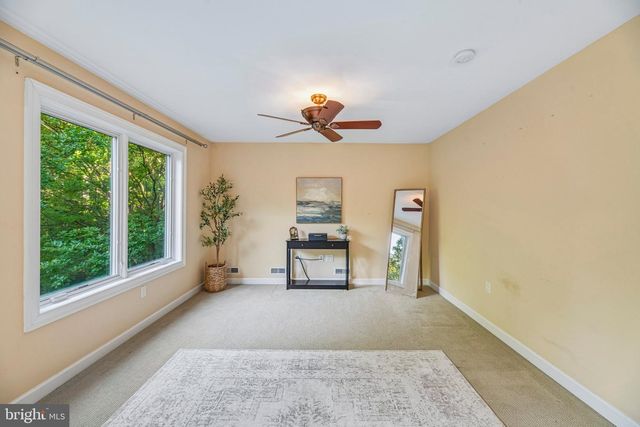 10060 HARMONY HILL LN, La Plata, MD 20646