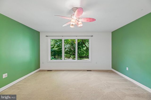 10060 HARMONY HILL LN, La Plata, MD 20646