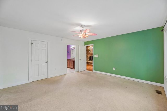 10060 HARMONY HILL LN, La Plata, MD 20646