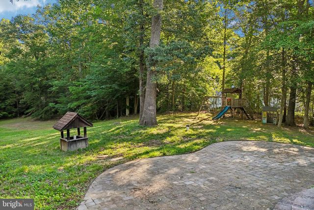 10060 HARMONY HILL LN, La Plata, MD 20646