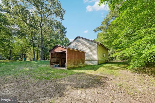 10060 HARMONY HILL LN, La Plata, MD 20646
