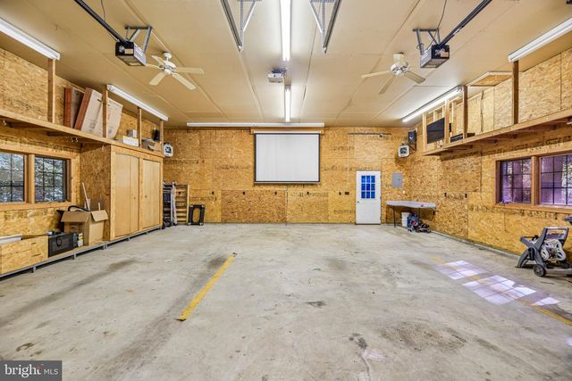 10060 HARMONY HILL LN, La Plata, MD 20646