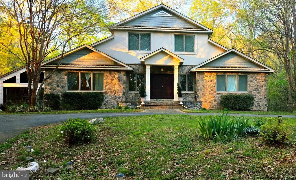 10060 HARMONY HILL LN, La Plata, MD 20646
