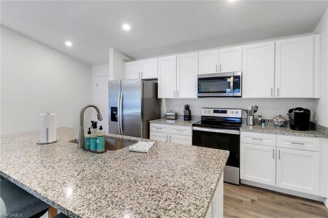 233 NW 22nd PL, Cape Coral, FL 33993