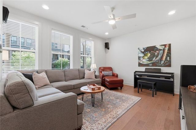 235 Chiswick Circle, Alpharetta, GA 30009