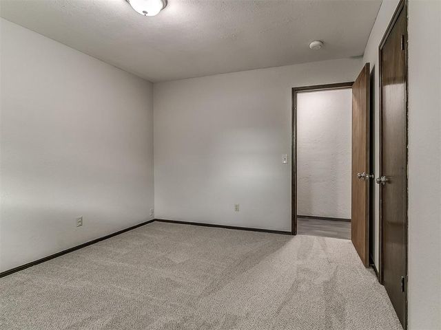 11225 NW 110th Street, Yukon, OK 73099