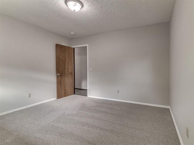 11225 NW 110th Street, Yukon, OK 73099