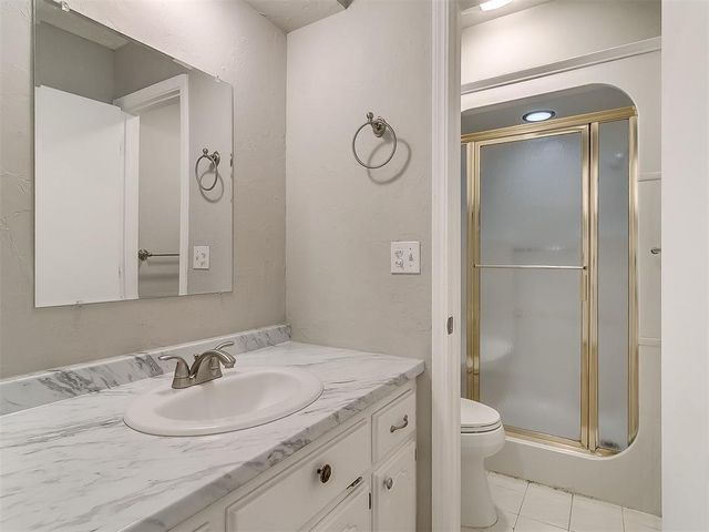 11225 NW 110th Street, Yukon, OK 73099