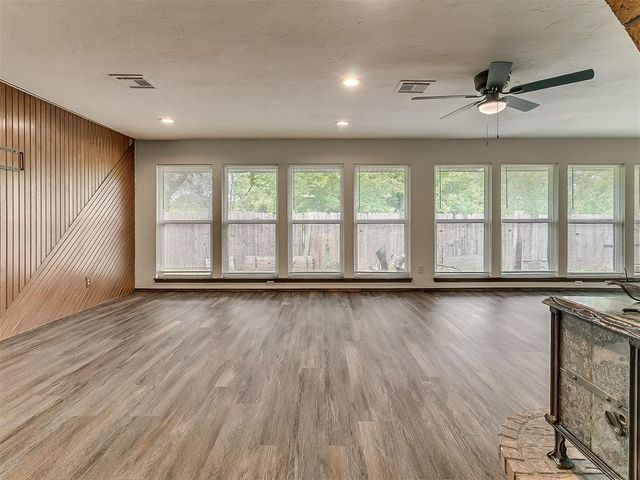 11225 NW 110th Street, Yukon, OK 73099