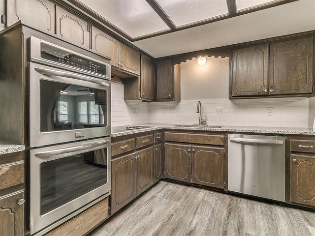 11225 NW 110th Street, Yukon, OK 73099