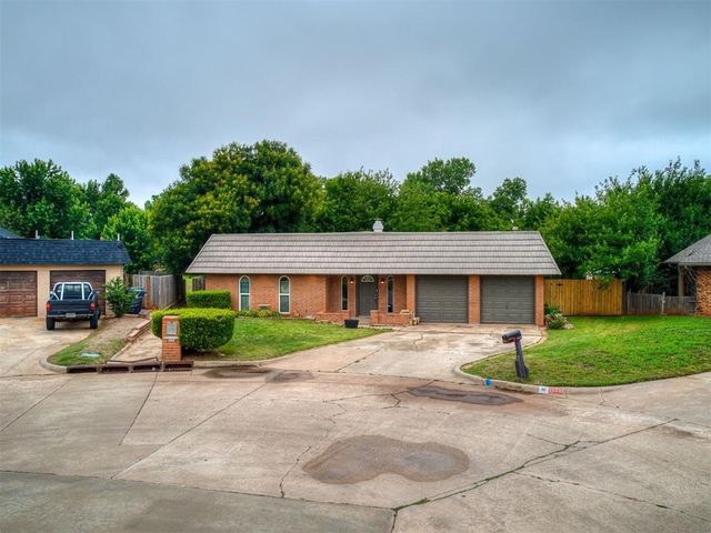 11225 NW 110th Street, Yukon, OK 73099