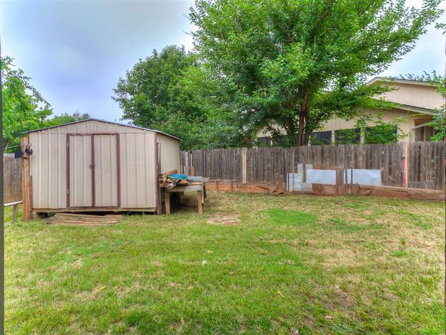 11225 NW 110th Street, Yukon, OK 73099