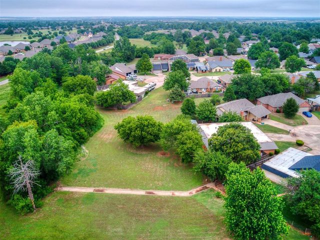 11225 NW 110th Street, Yukon, OK 73099
