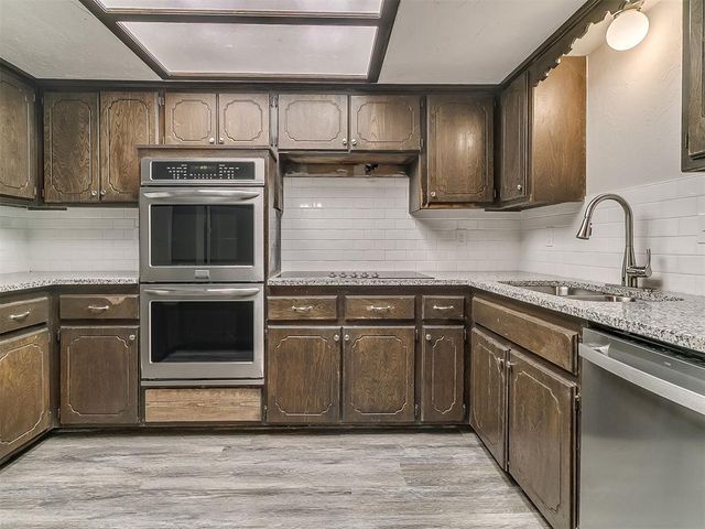 11225 NW 110th Street, Yukon, OK 73099