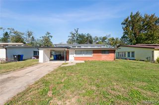 7921 Glenside Place, St Louis, MO 63130
