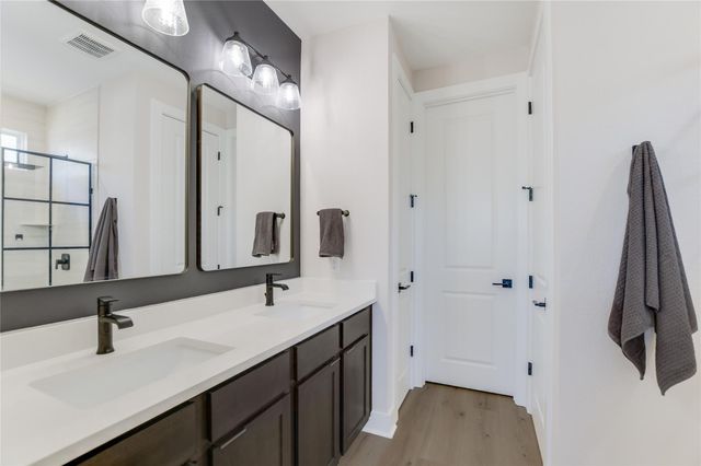 473 Bauer LOOP, Liberty Hill, TX 78642