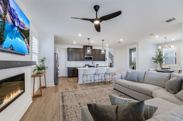 473 Bauer LOOP, Liberty Hill, TX 78642