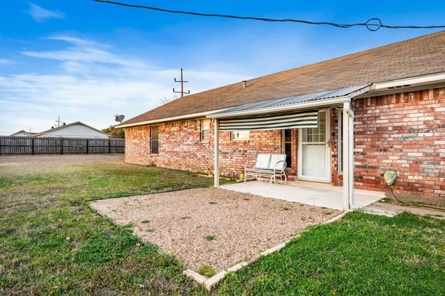 1034 Brice, Meridian, TX 76665