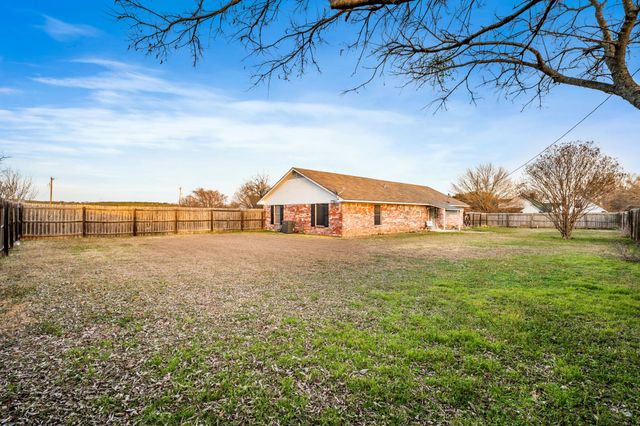 1034 Brice, Meridian, TX 76665