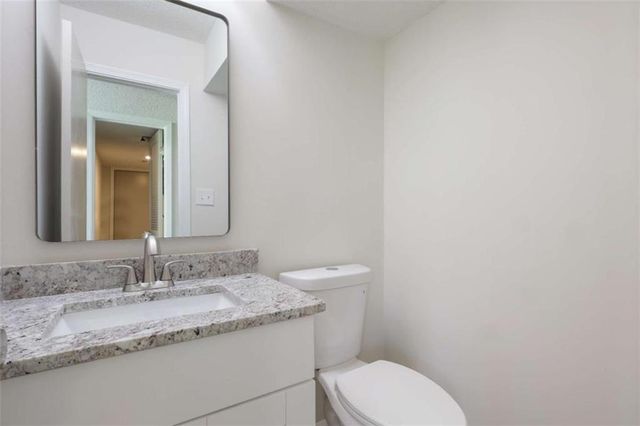 4068 Hunt Way, Rex, GA 30273