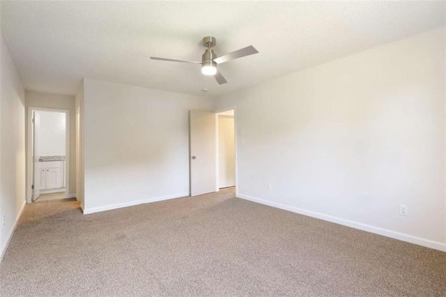 4068 Hunt Way, Rex, GA 30273