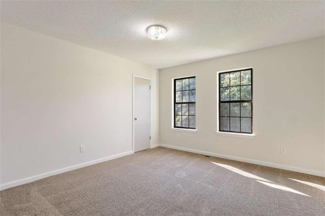 4068 Hunt Way, Rex, GA 30273