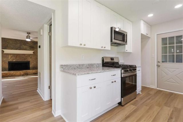 4068 Hunt Way, Rex, GA 30273