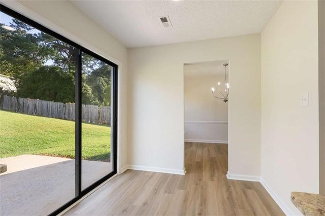 4068 Hunt Way, Rex, GA 30273